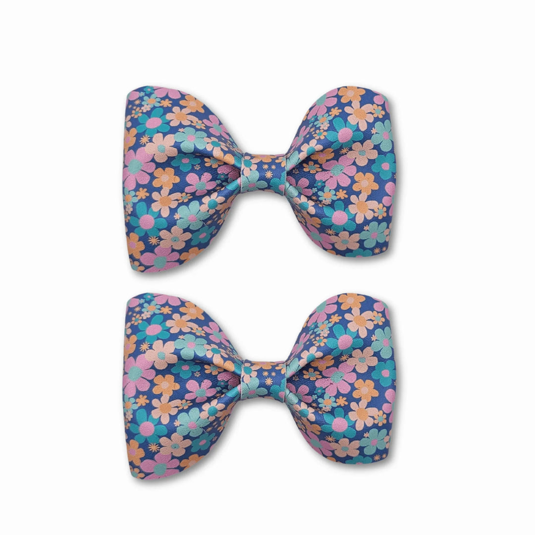 Pinch | Blue Daisy Faux Leather Hair Bow