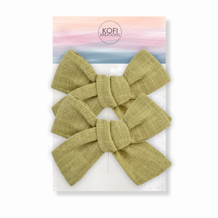 Green Pigtail Hair Bows