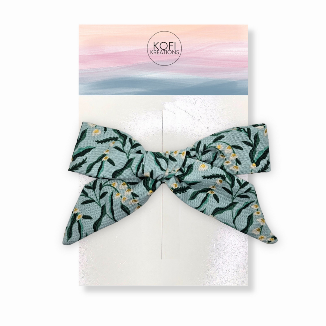 Meadow Delight Hand-Tied Bow