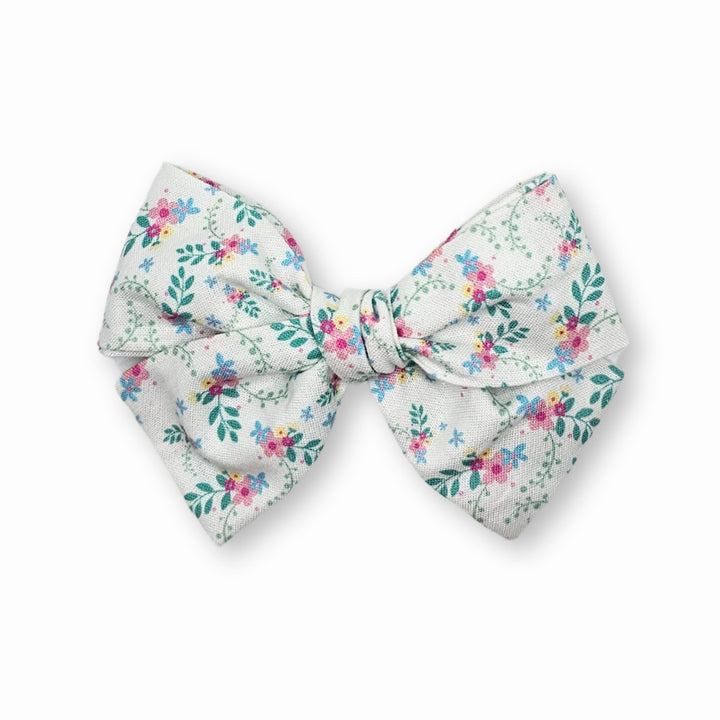 Audrey | White Meadow Hand-Tied Hair Bow