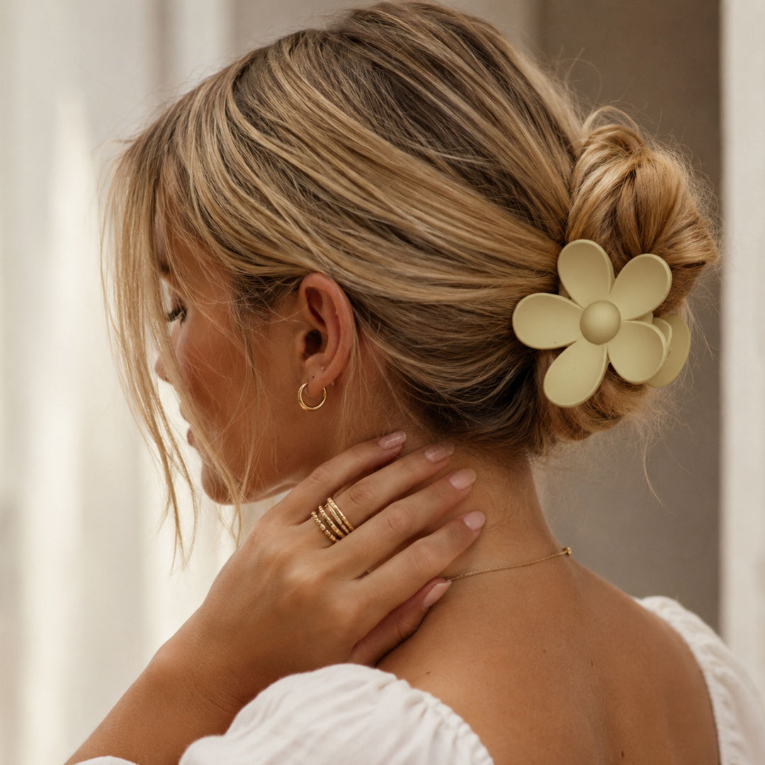 Light Yellow Flower | Hair Claw