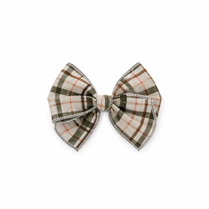 Sadie Cabin Weekend | Mini Serged Hair Bows