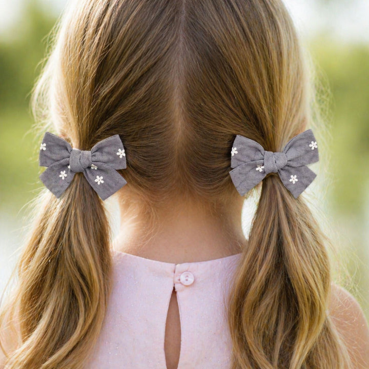 Gray Stars | Pigtail Hair Bows