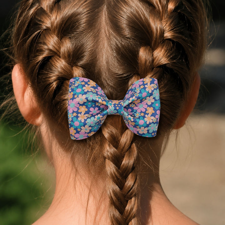 Pinch Blue Daisy | Faux Leather Hair Bow