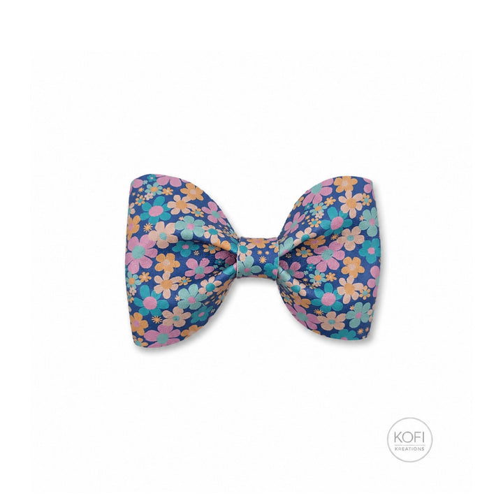 Pinch Blue Daisy | Faux Leather Hair Bow
