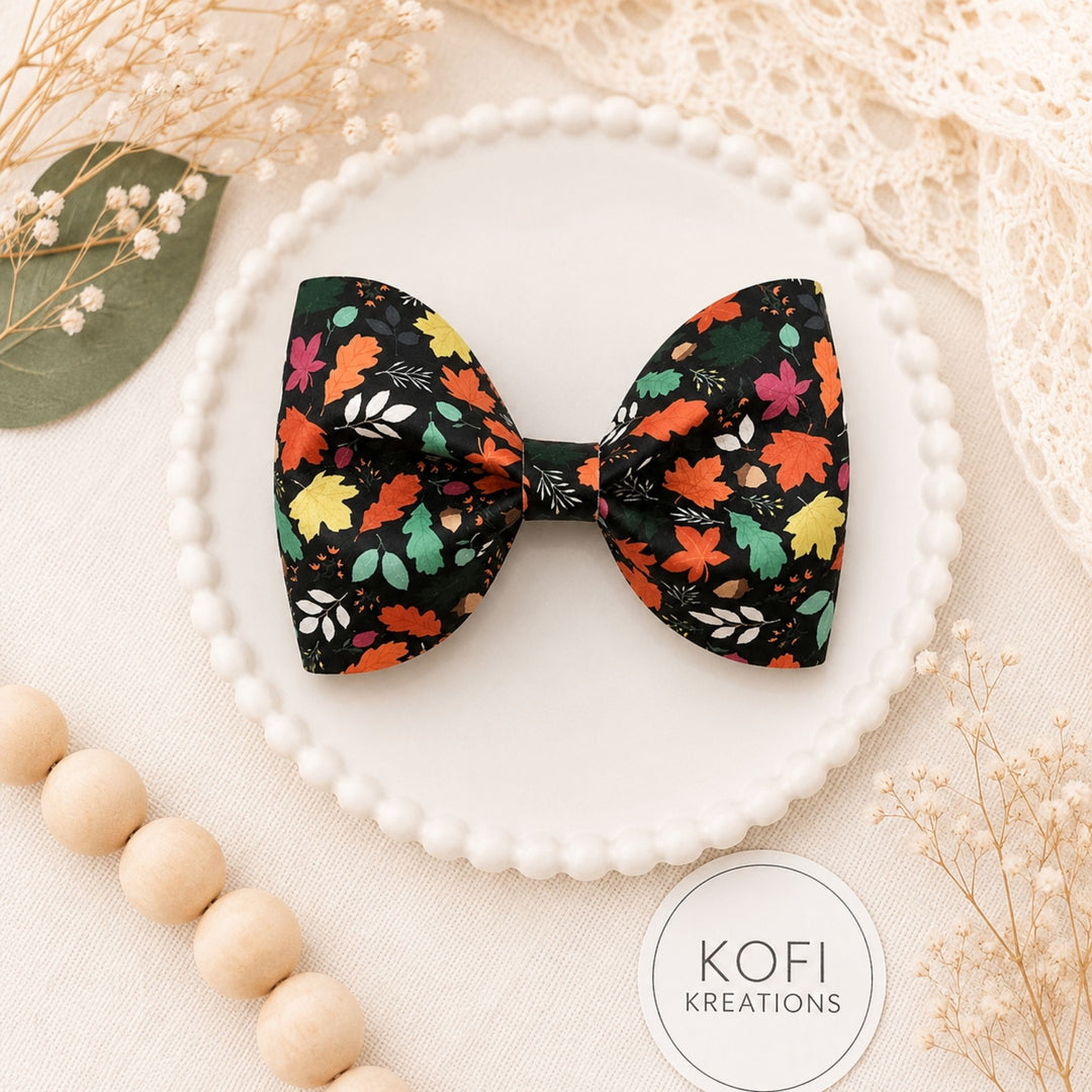 Pinch Green Leaf Flower | Faux Leather Hair Bow