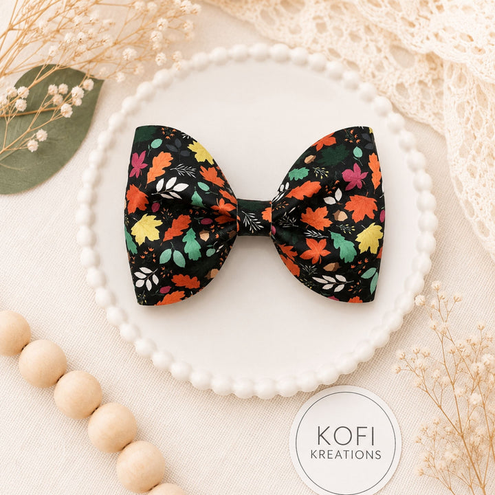 Pinch Green Leaf Flower | Faux Leather Hair Bow